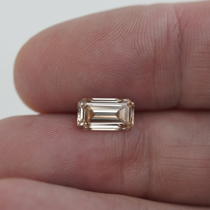 1.65ct Emerald Stepcut Cut C2 VS1