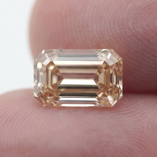 2.61ct Emerald Stepcut Cut C2 VS1