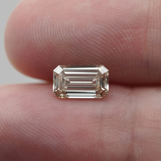 1.60ct Emerald Stepcut Cut C2 VS1