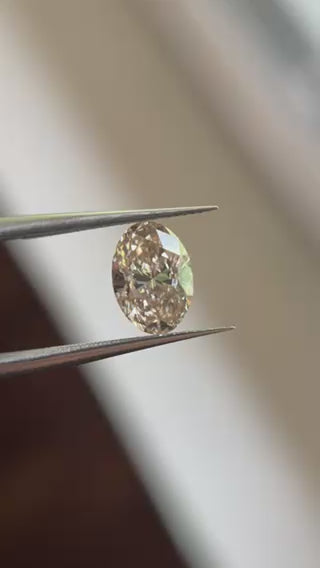 2.12ct Oval Brilliant V2 C2