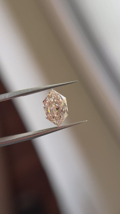2.73ct Hexagon Long Brilliant Cut C2 VS1