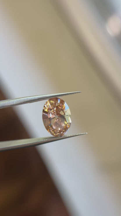 5.13ct Oval Modified Brilliant Cut VVS2 C4/Fancy Brown